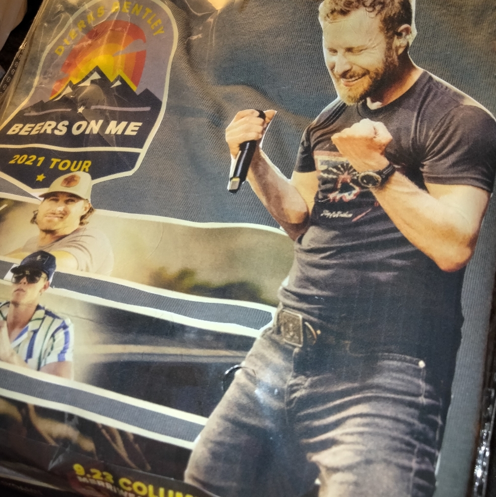 Dierks Bentley 2021 tour shirts